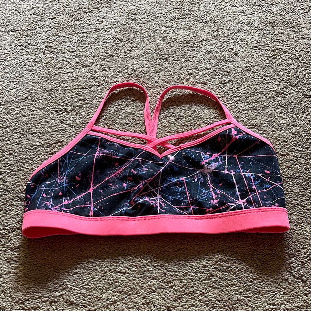 Womens strappy sports bra